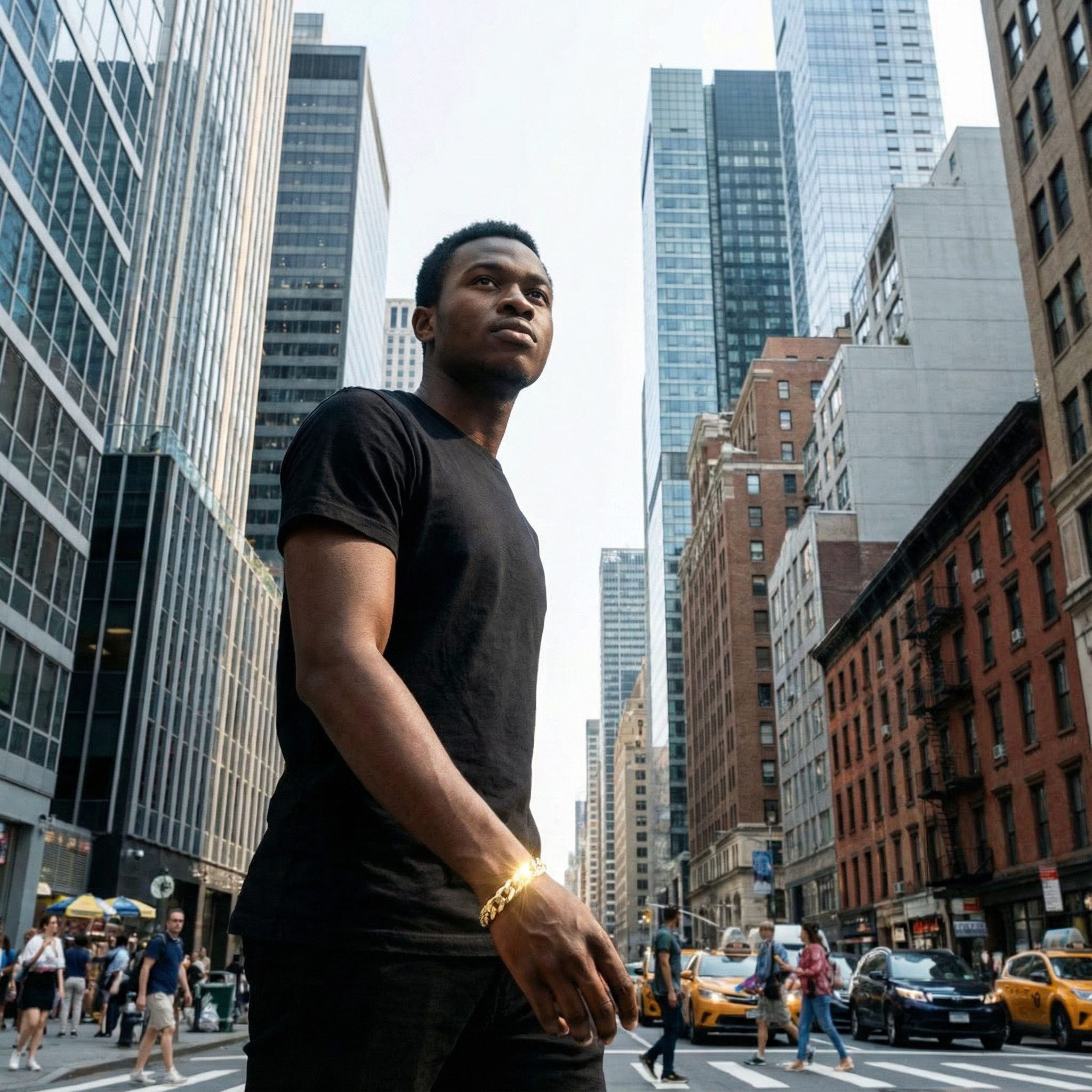 11MM/9"INCHES 14K GOLD FINISH WIDE FIGARO LINK BRACELET