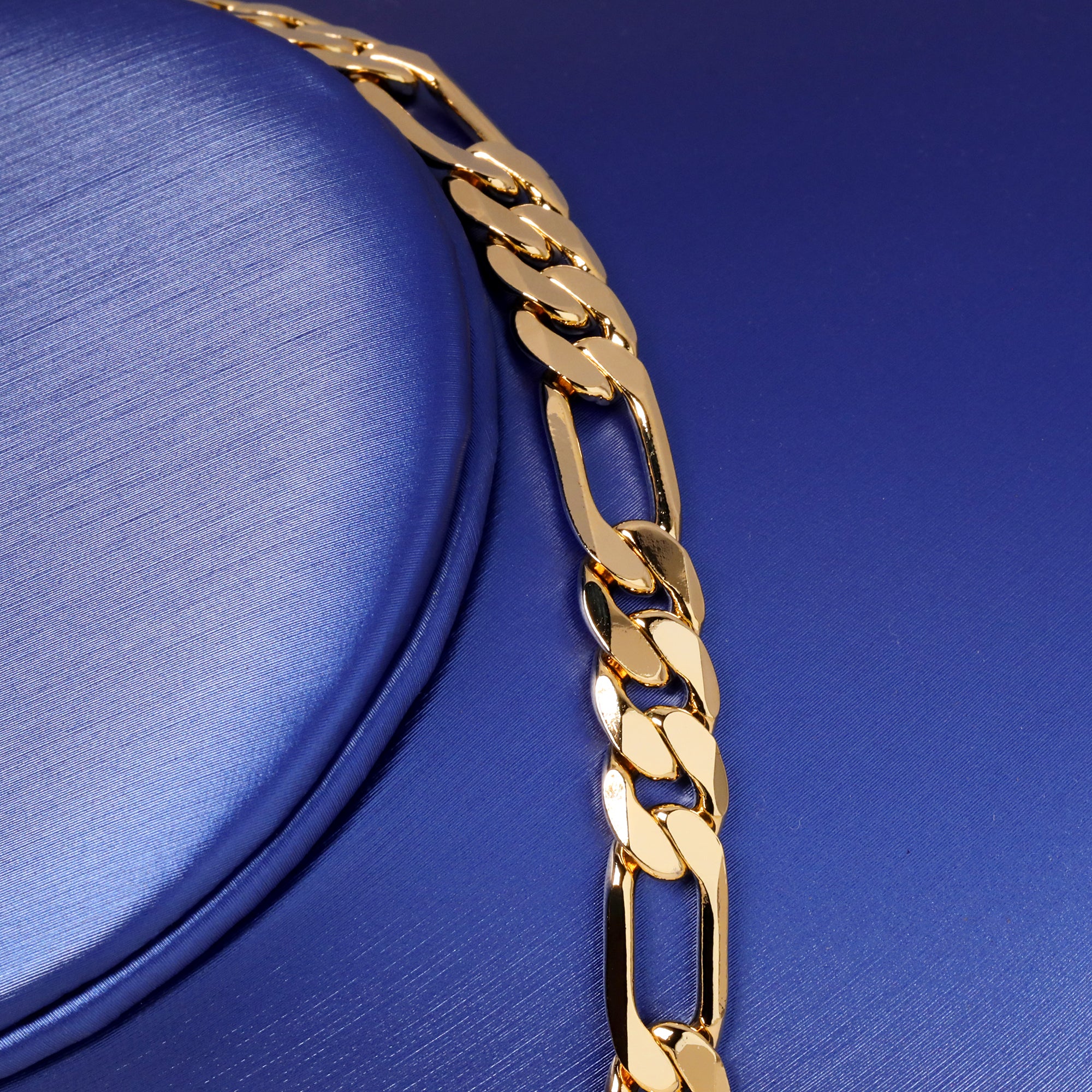 Gold 9mm Figaro Link Choker Chain 20" / 14K Gold Plated