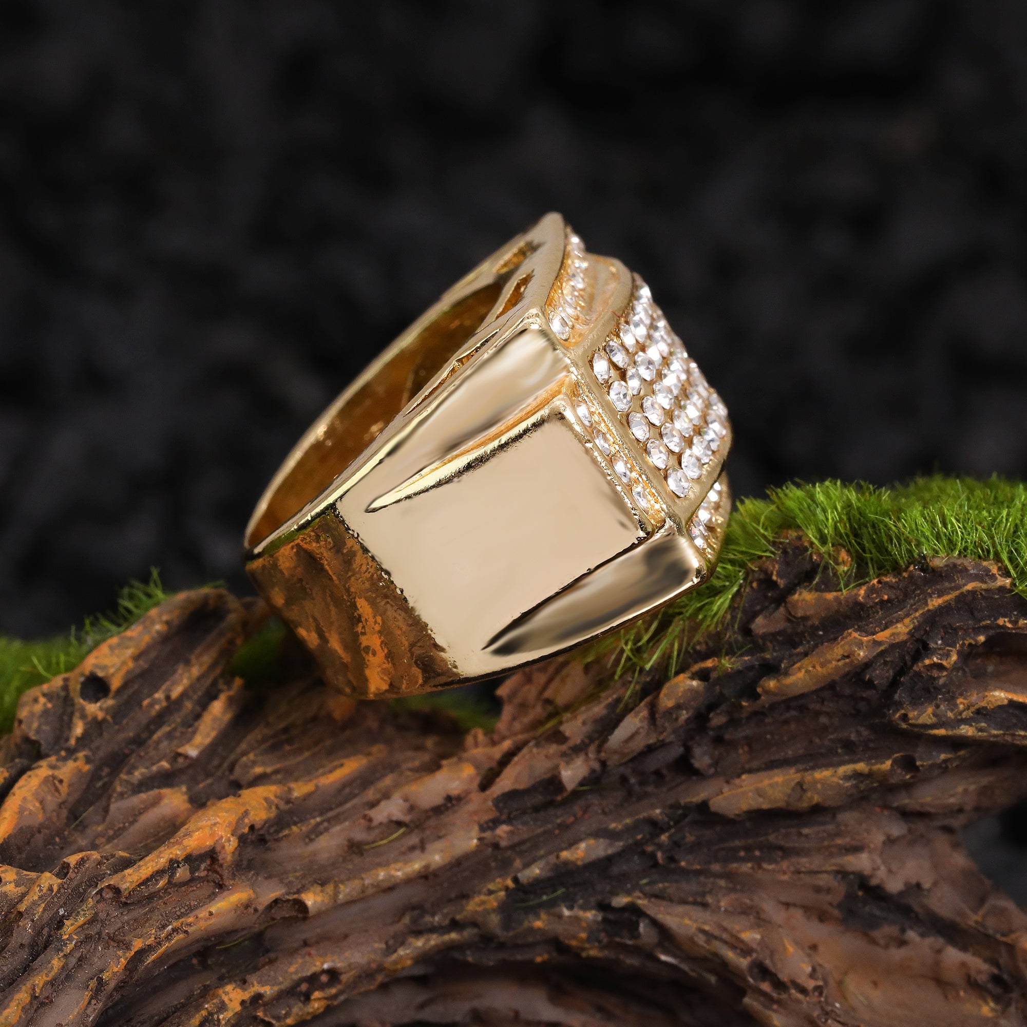 18k Gold Plated Iced Out Rectangular Ring High Fashion Quality Pinky Pimp Ring