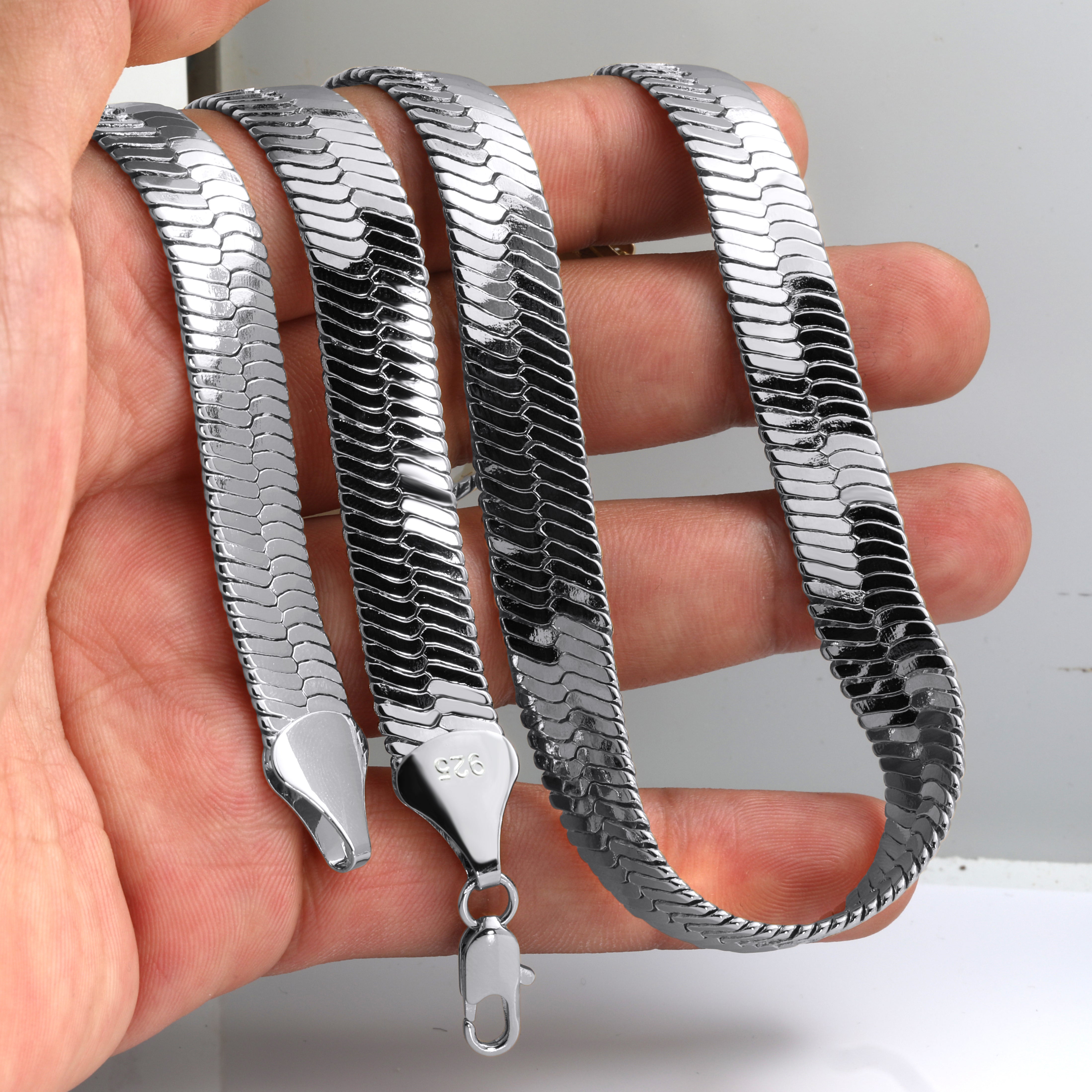 24" Herringbone Necklace 4mm-11mm(silver)