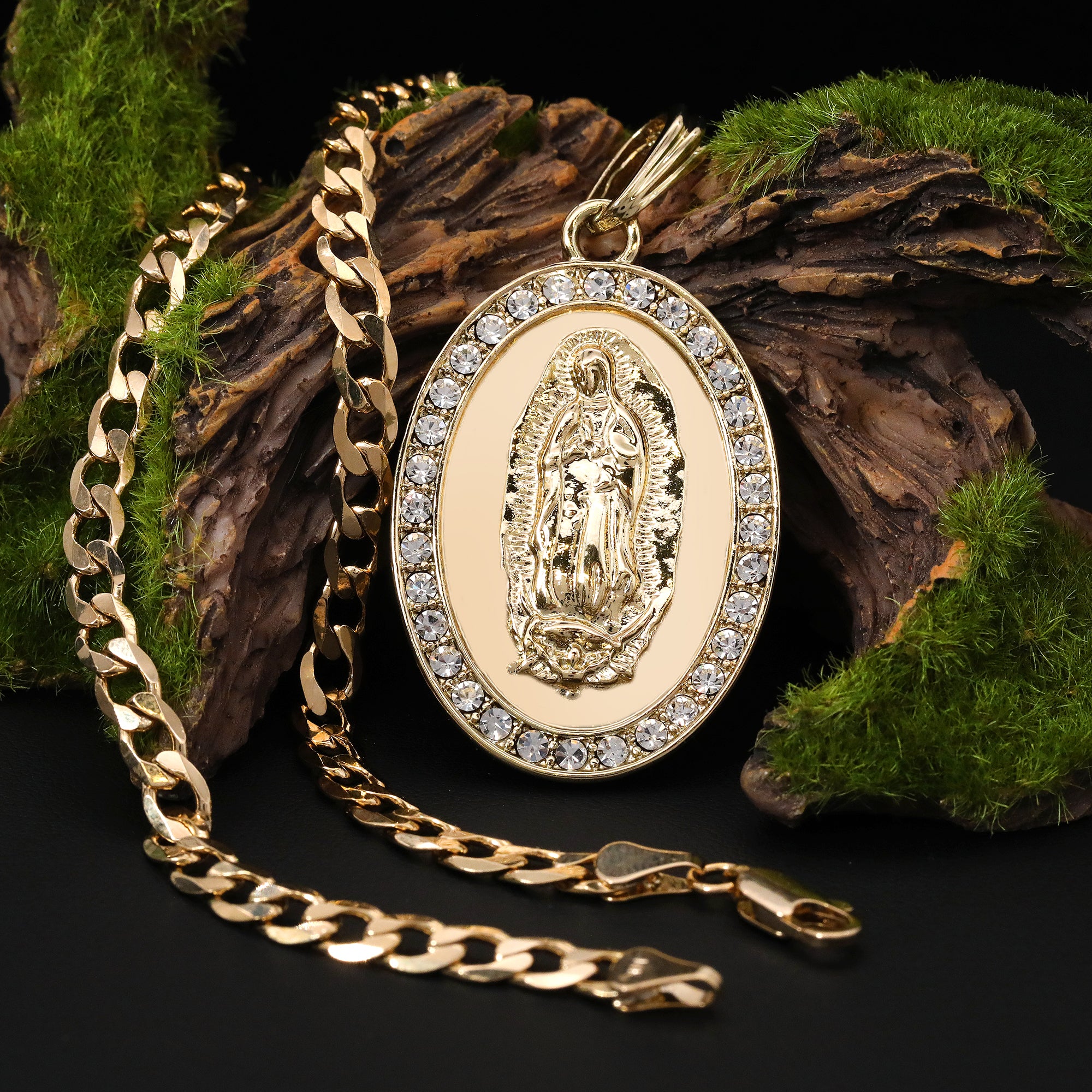 Catholic Oval Plain Guadalupe Pendant Cubic-Zirconia Gold Plated 18" Cuban Chain