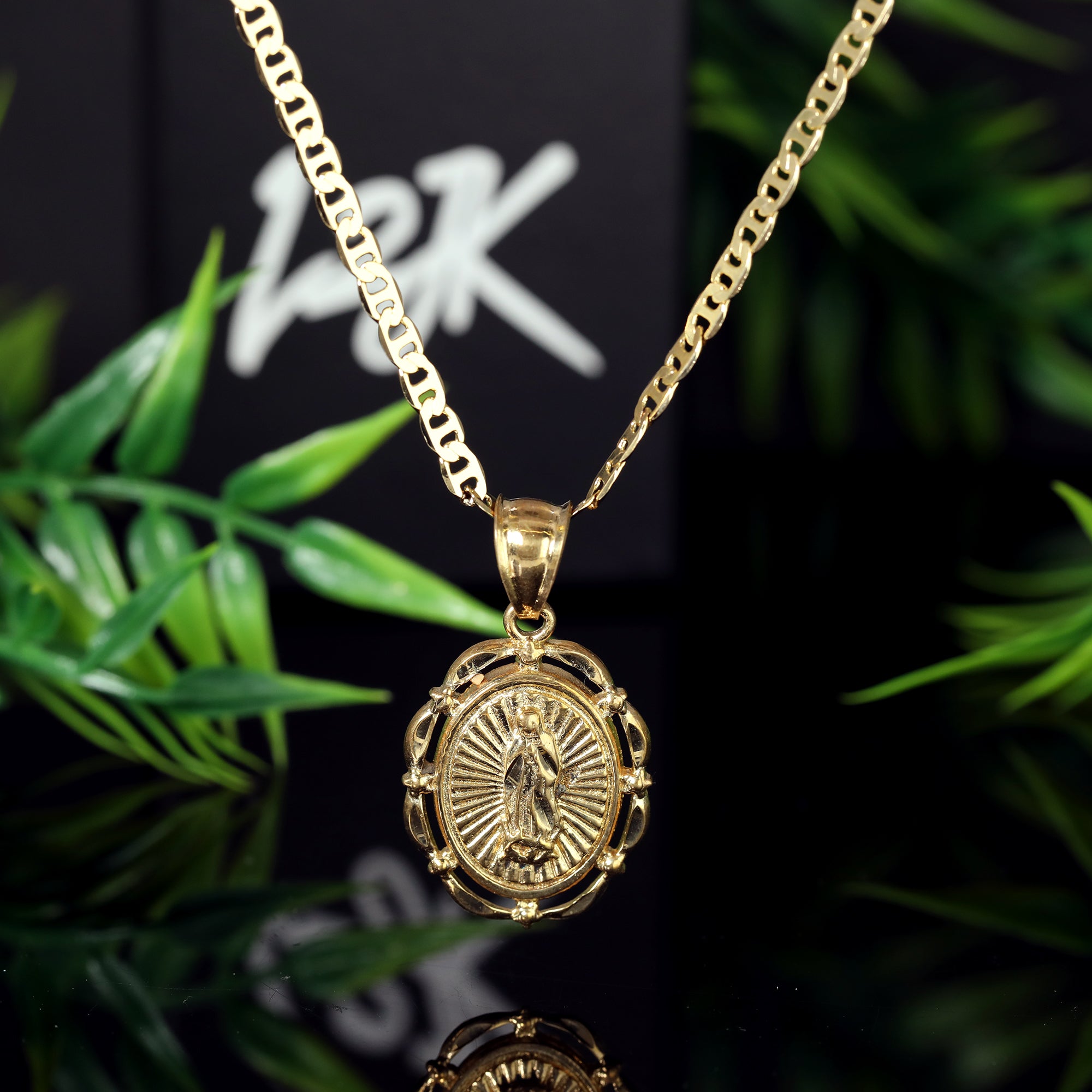 Hollow Virgin Mary Pendant Mariner Chain 20" Gold Plated