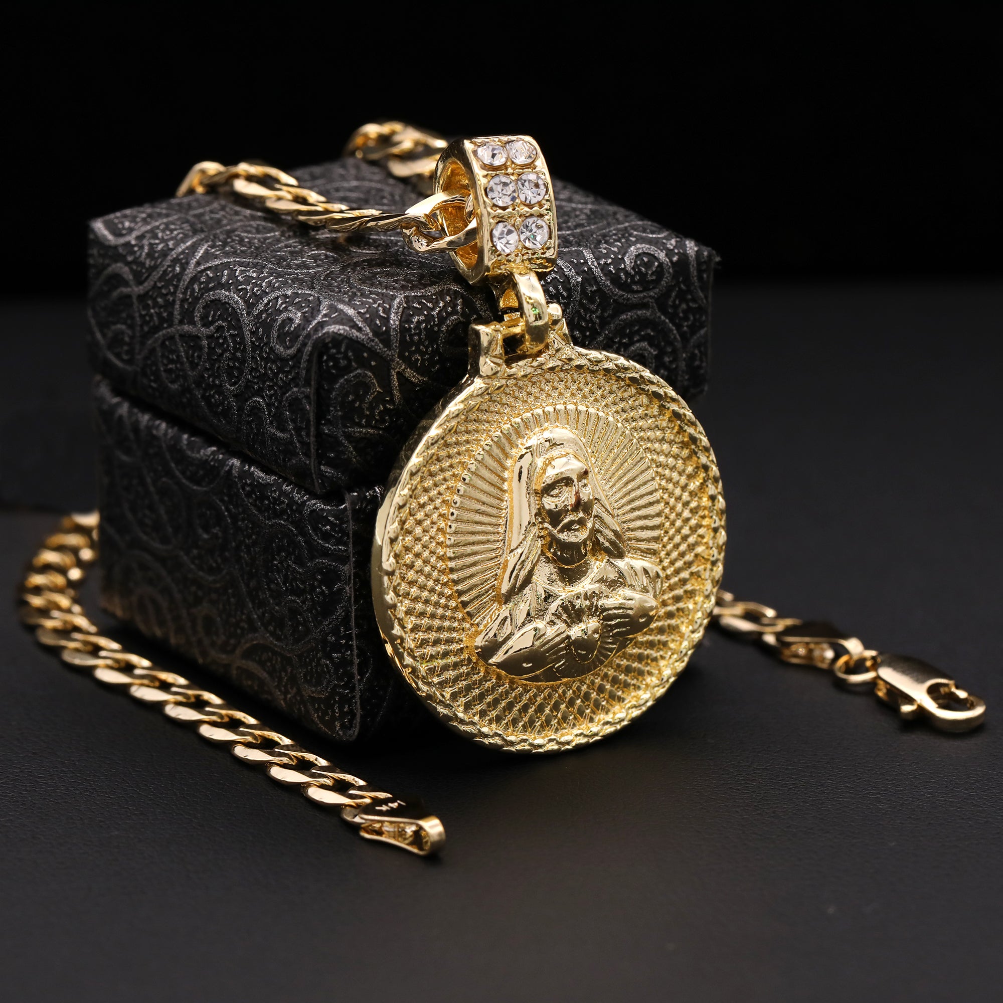 Catholic Round Jesus Heart Pendant Cubic-Zirconia Gold Plated 18" Cuban Chain