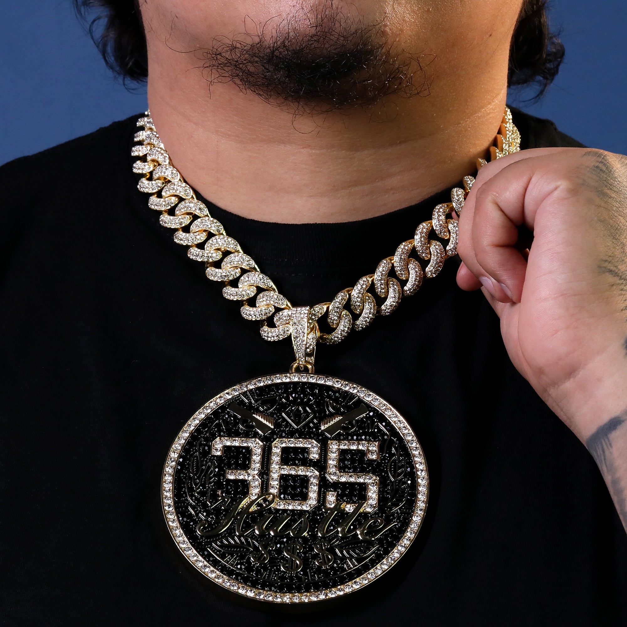 XXL Round 365 Hustle Pendant with 14K Gold Plated 20" Cuban Choker Chain – Box Clasp