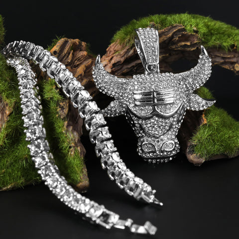 Cubic-Zirconia Thick Layer Bull Pendant Silver Plated Tennis 18" Chain Choker