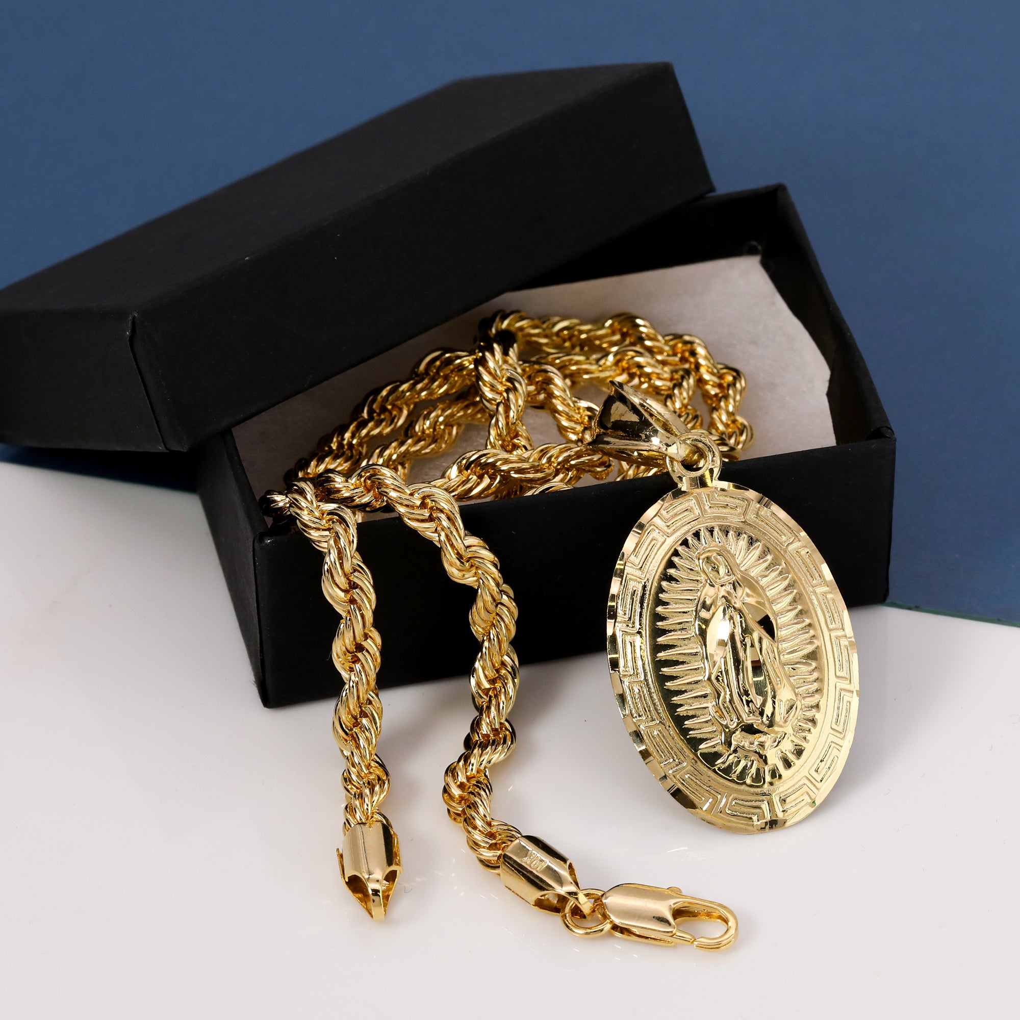 Thick Oval Mary Pendant Rope Chain 14k Gold Plated