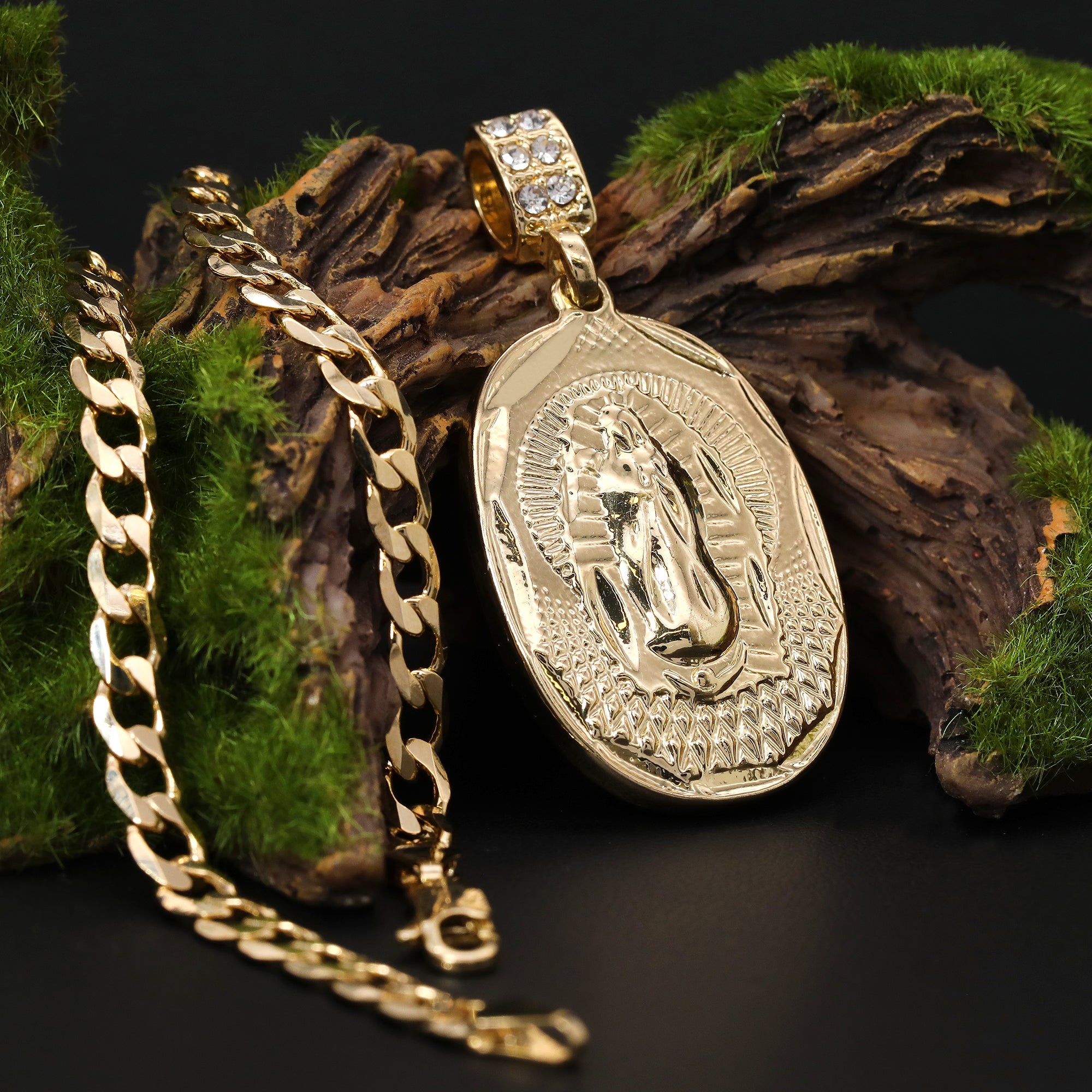 Catholic Oval Guadalupe Pendant Cubic-Zirconia Gold Plated 20" Cuban Chain