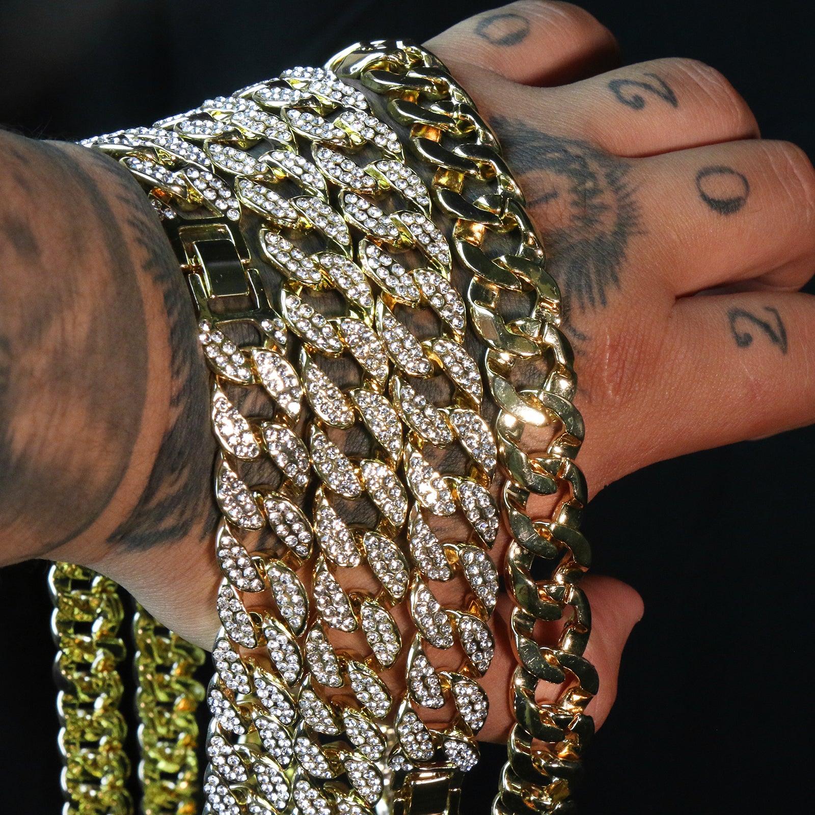 FULLY ICED OUT 18"-30" (Gold)