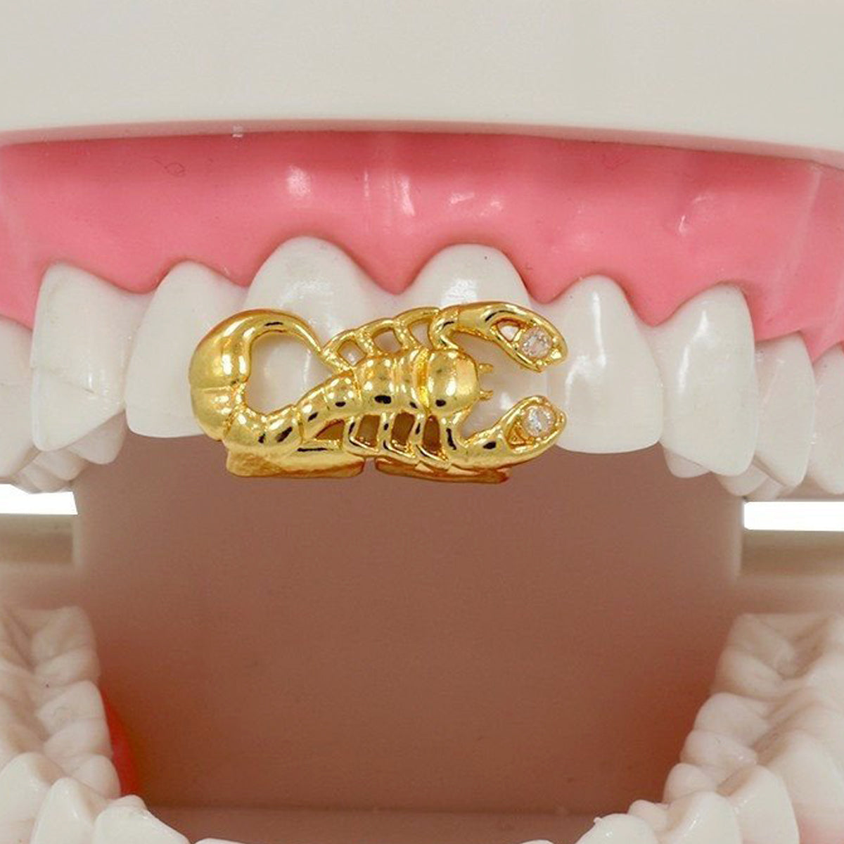 GOLD GRILLZ SCORPION
