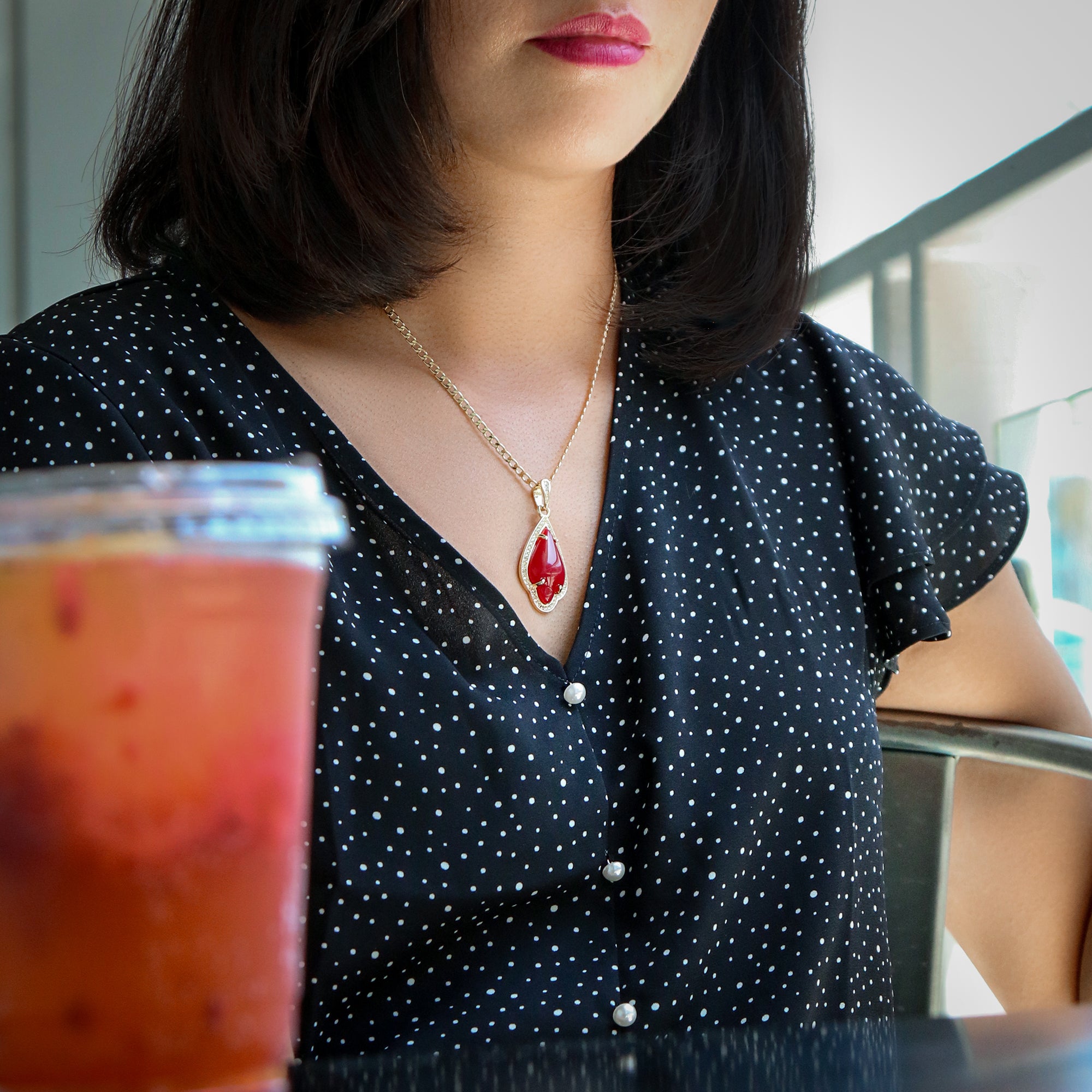 Red Curved Tear Women's Jade Chain Pendant Necklace