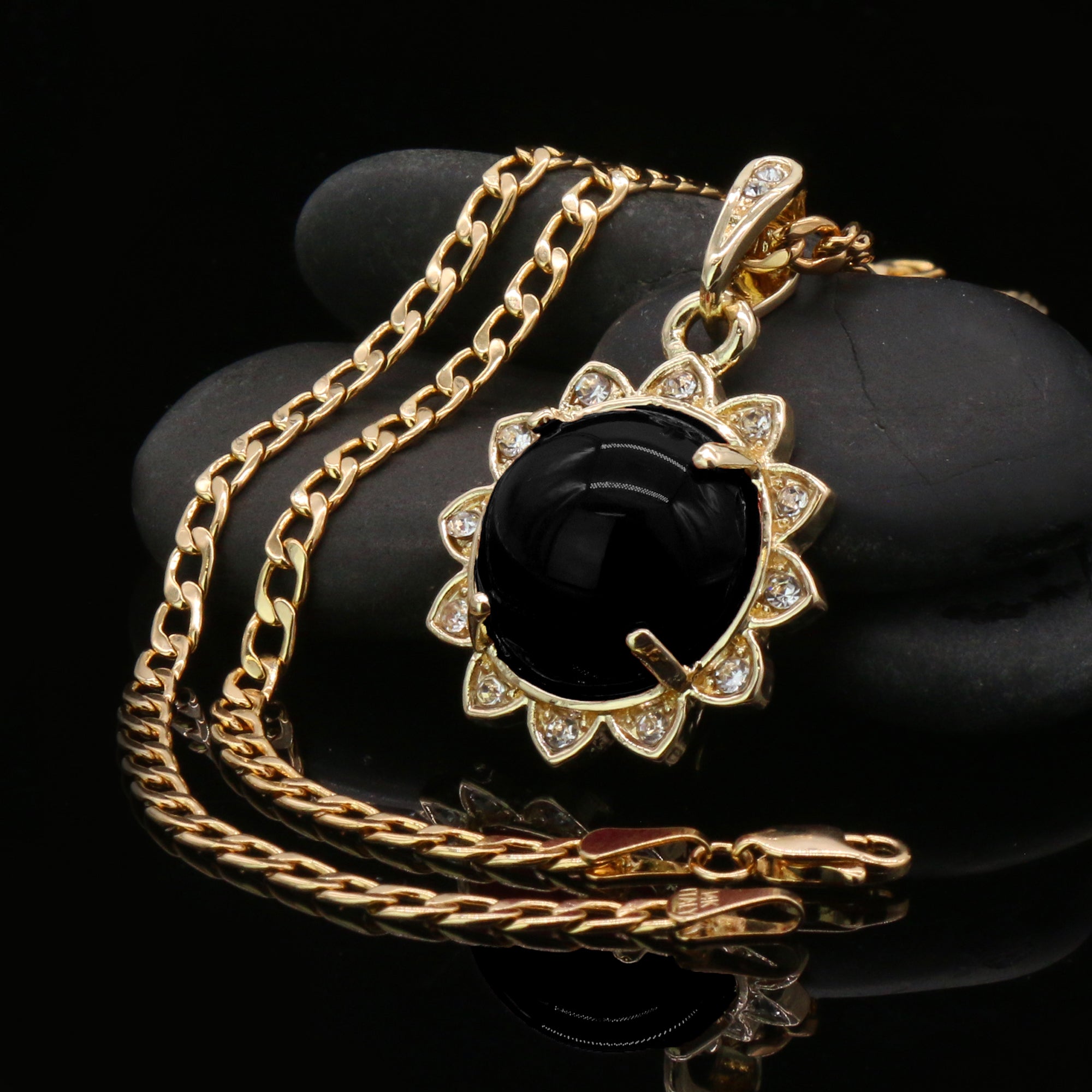 Black Round Women's Jade Chain Pendant Necklace