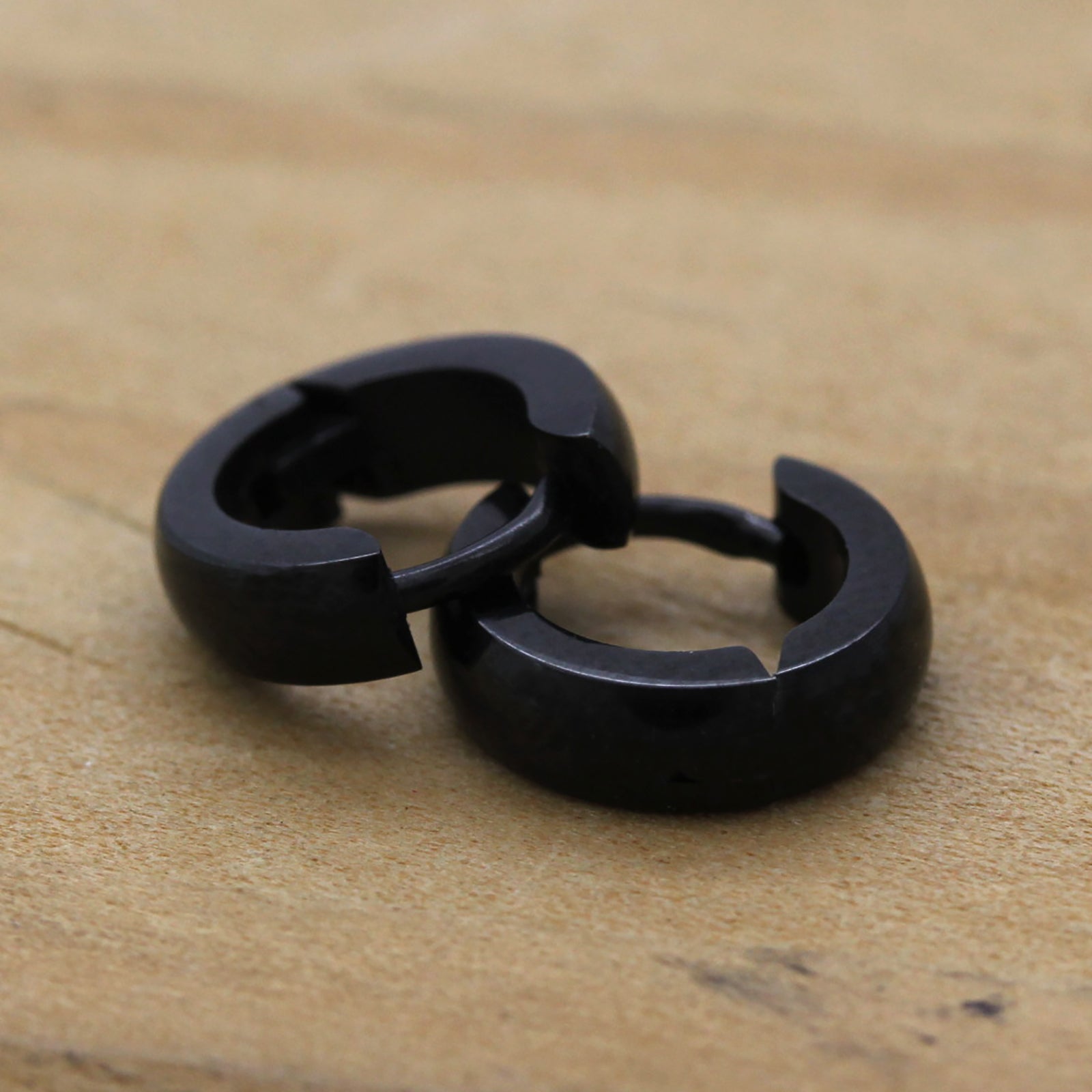 Plain Curved Huggie Hoop BLACK FILLED EARRINGS