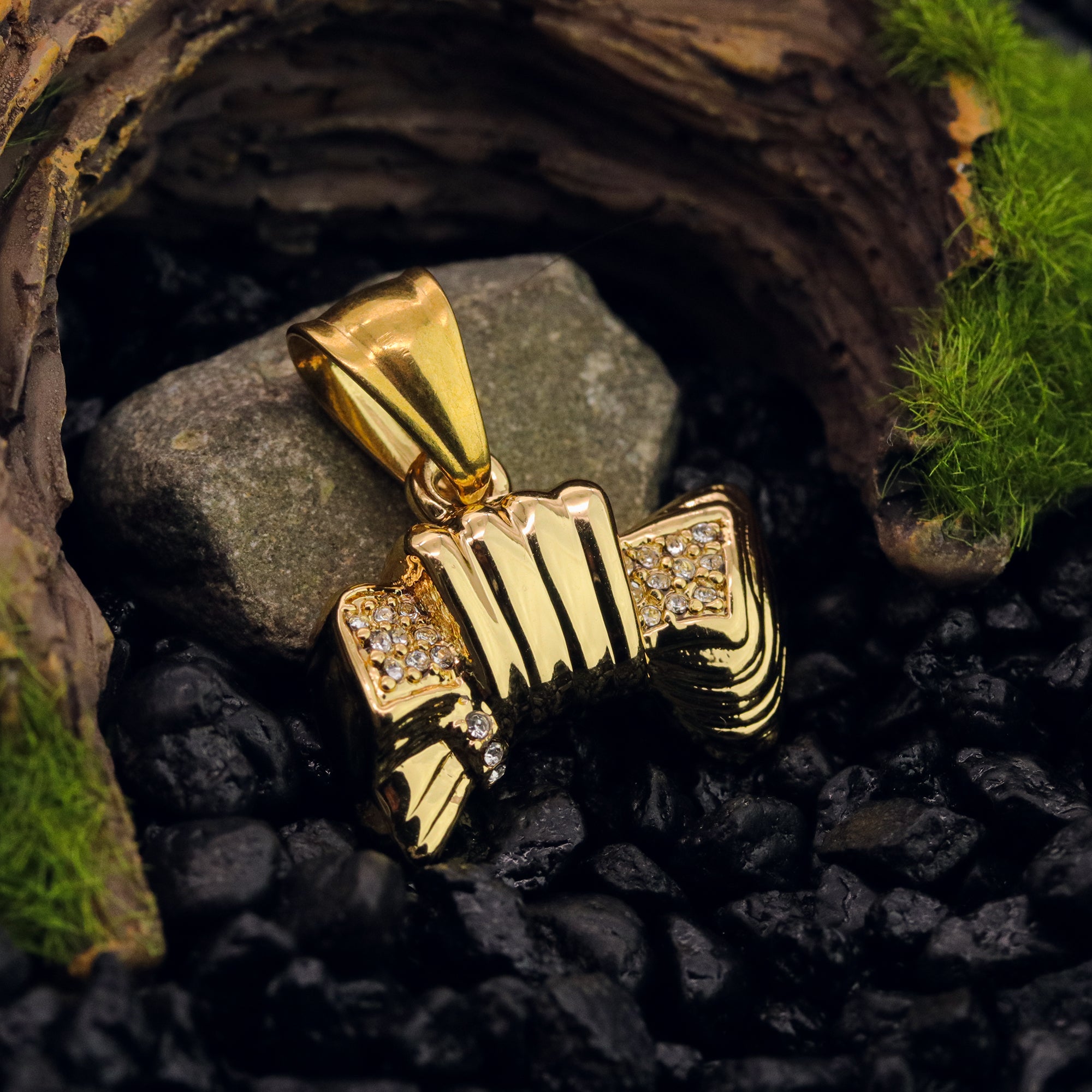 Iced Bowtie Pendant 24" Cuban Chain Hip Hop Style 18k Gold Stainless Steel