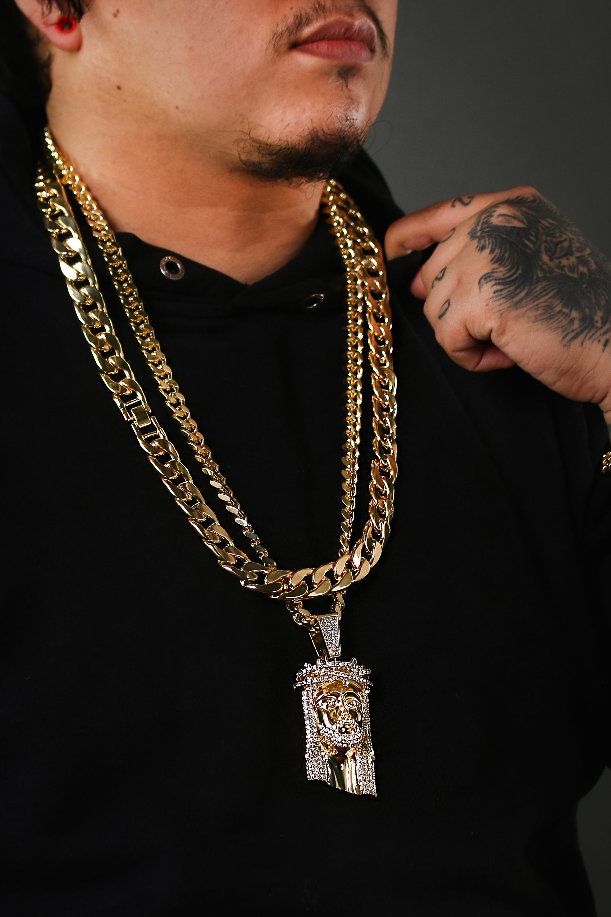 CROWN JESUS FACE PENDANT TWO 30" CUBAN CHAIN
