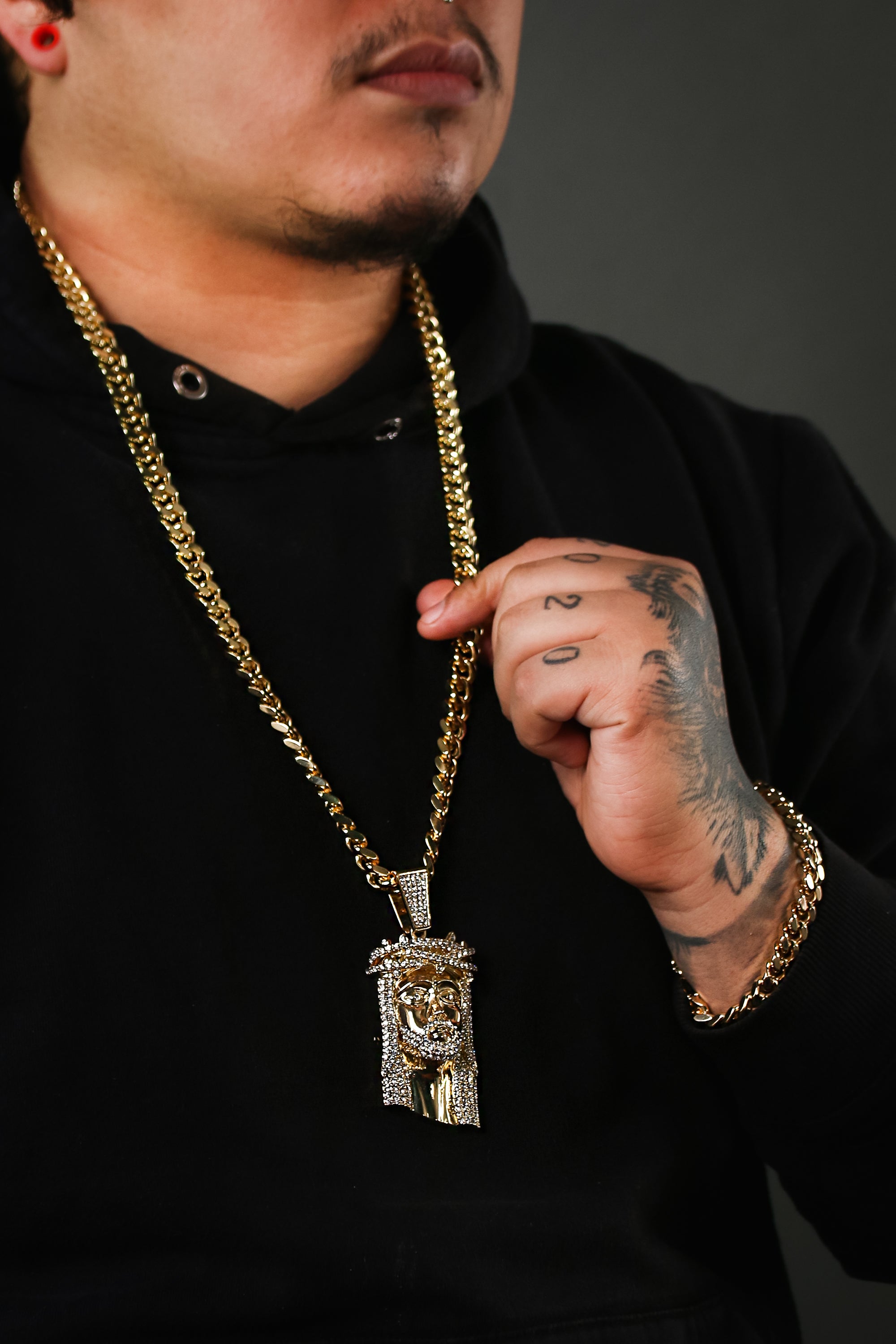 Crown Jesus Face Pendant Set – 10mm Miami Cuban Chain & Bracelet (Gold)