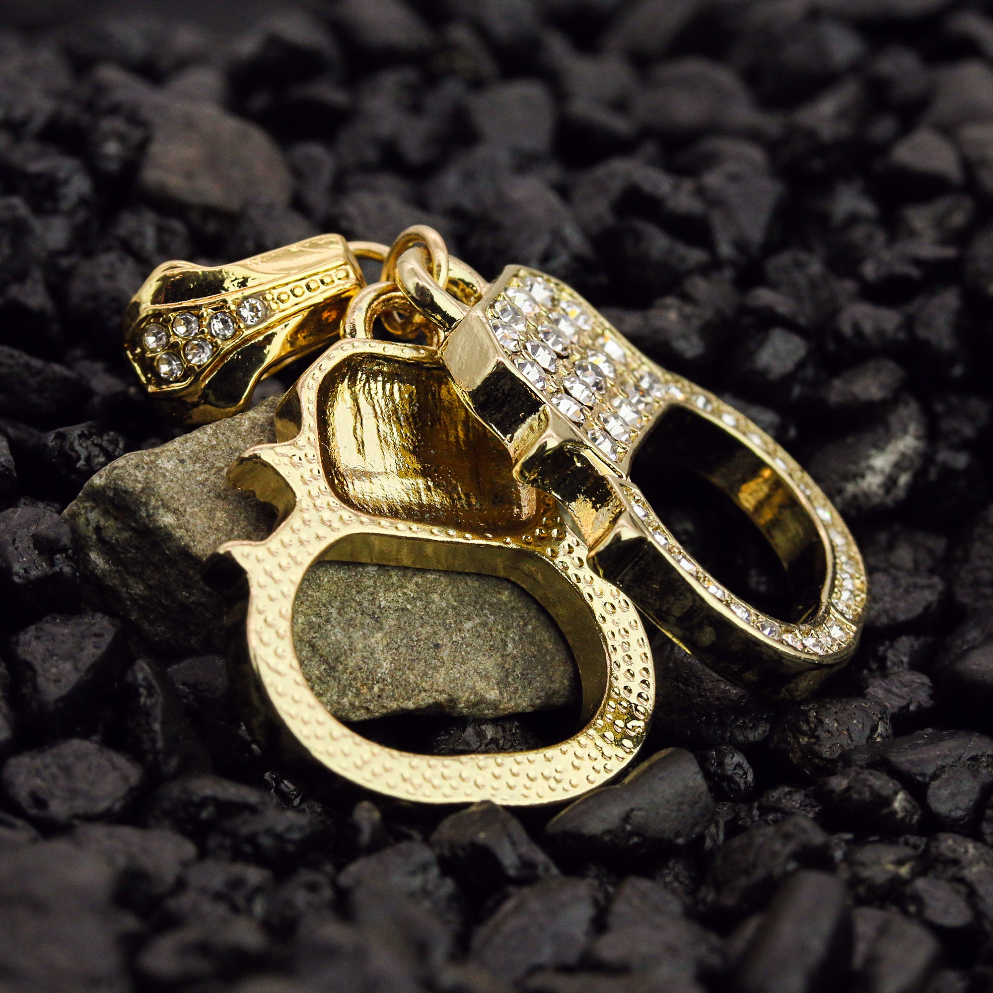 Iced Handcuff Pendant 24" Rope Chain Men's 18k Gold Plated Jewelry