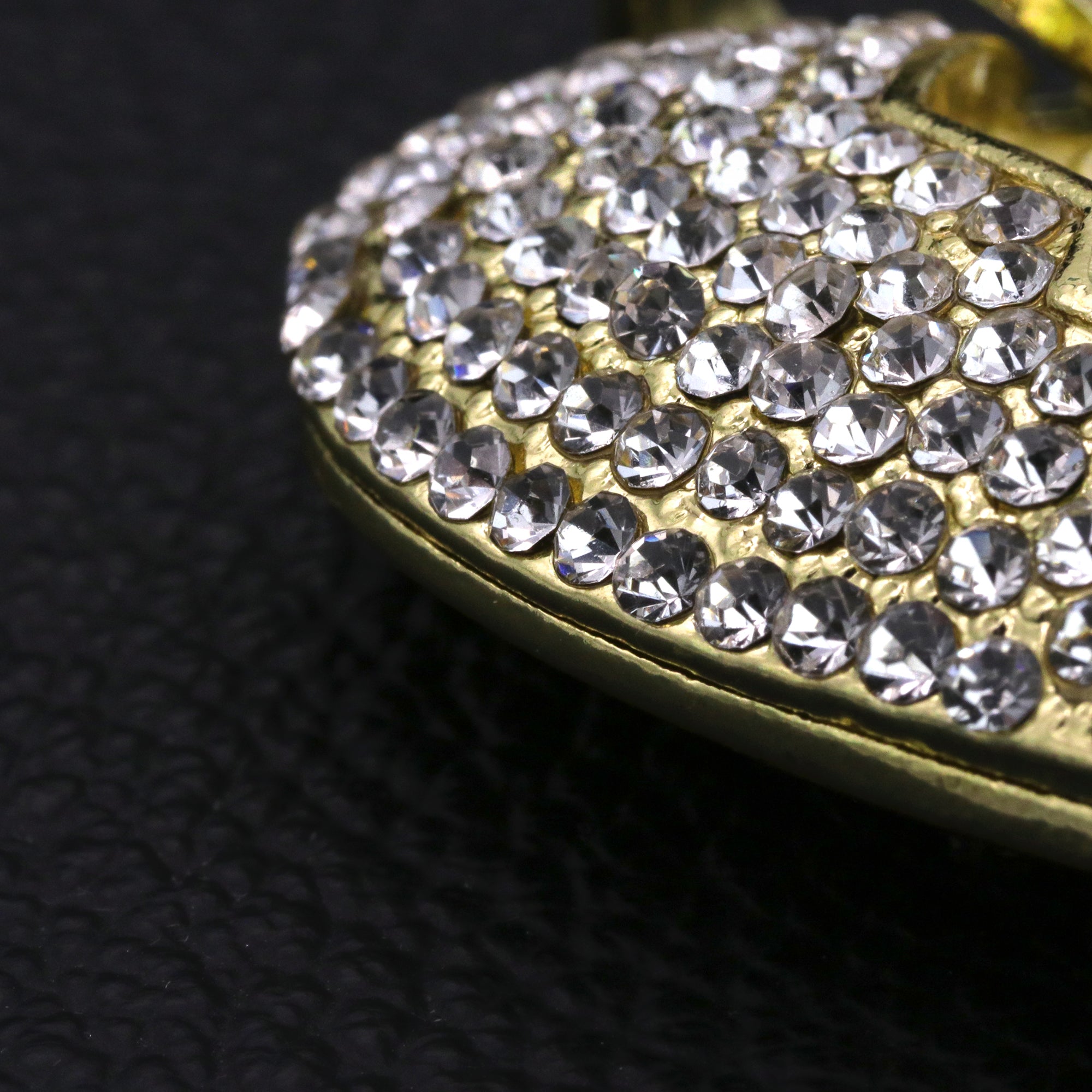 Hip Hop Iced Lab Diamond 18k Gold Plated Broken Heart Money Bag Charm Pendant