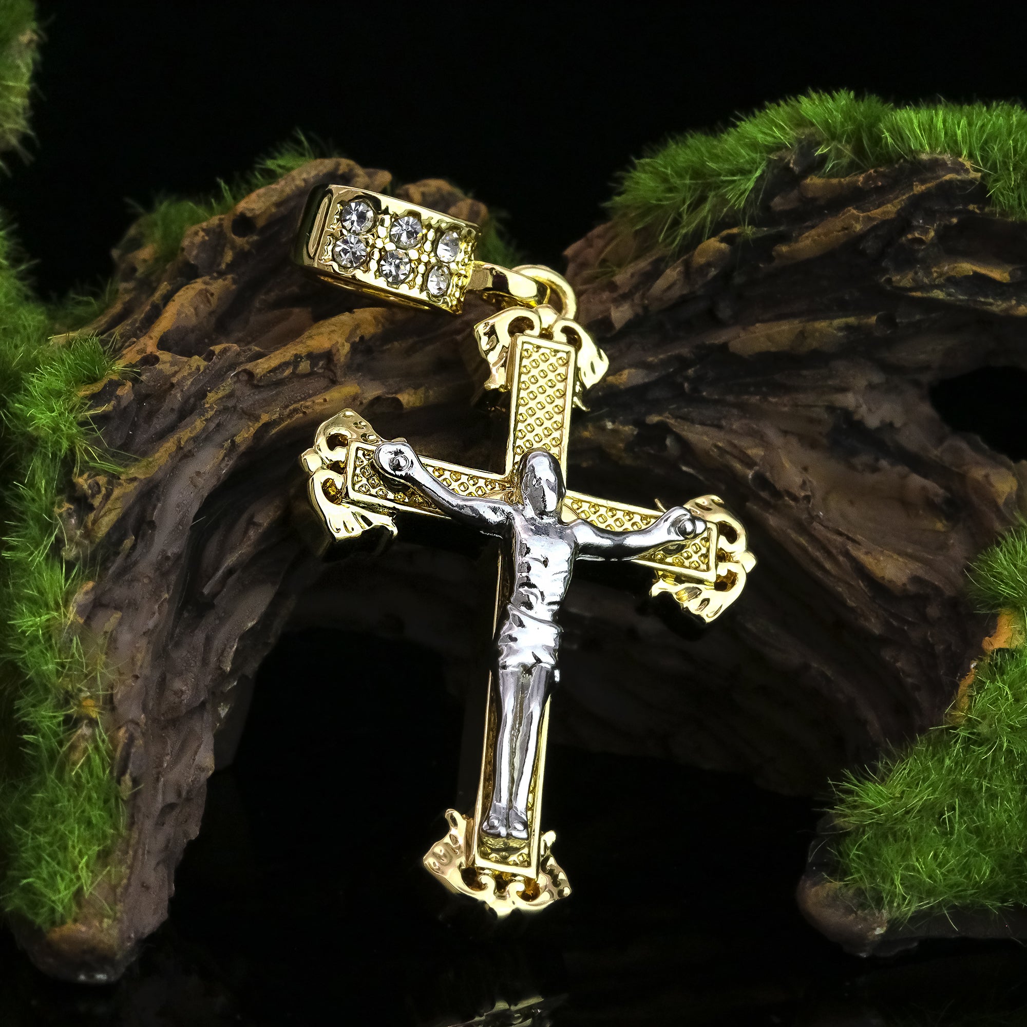 Edge Design Two Tone Jesus Cross Pendant 20" Figaro Chain Hip Hop Style 18k Gold Plated