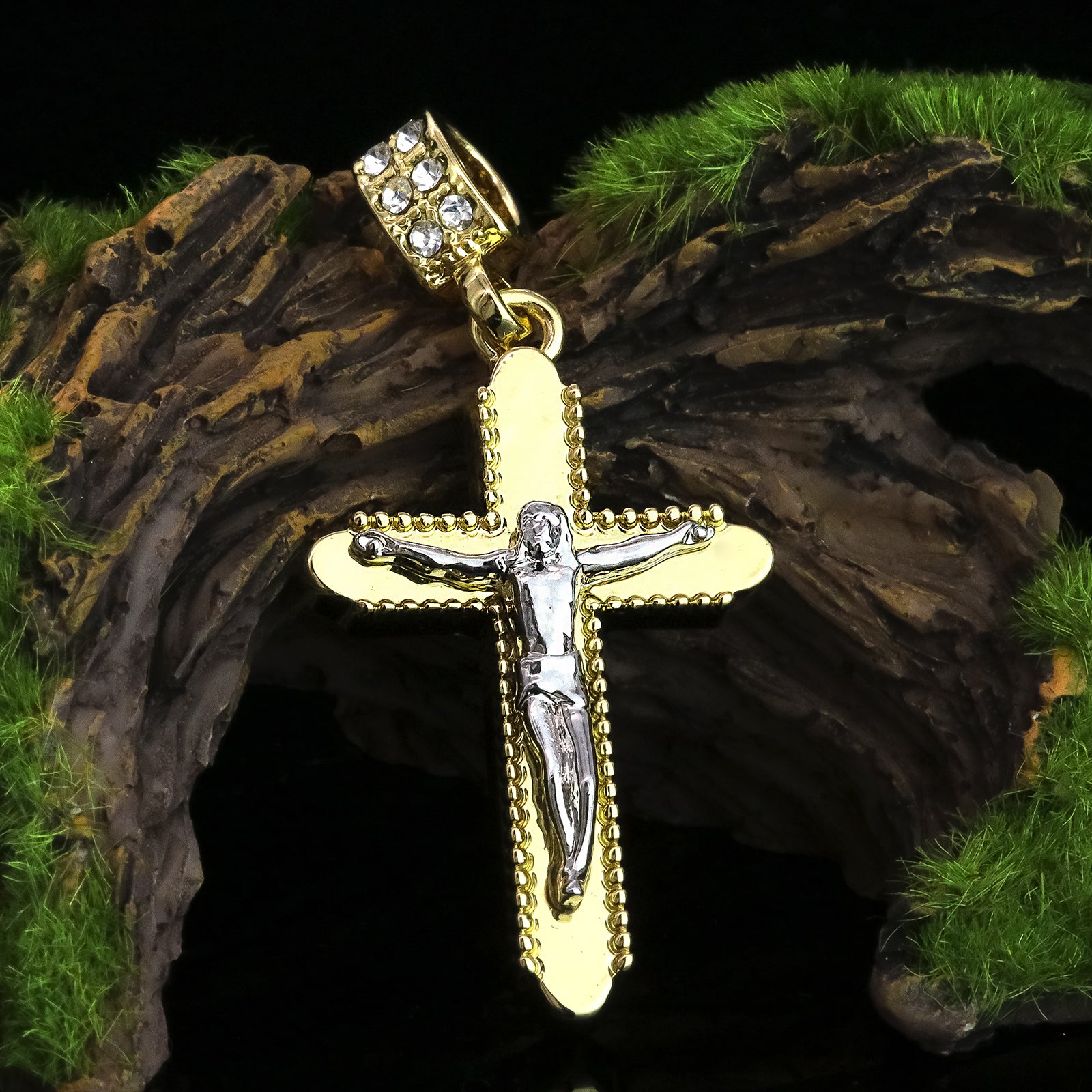 Two Tone Jesus Smooth Cross Pendant 20" Figaro Chain Hip Hop Style 18k Gold Plated
