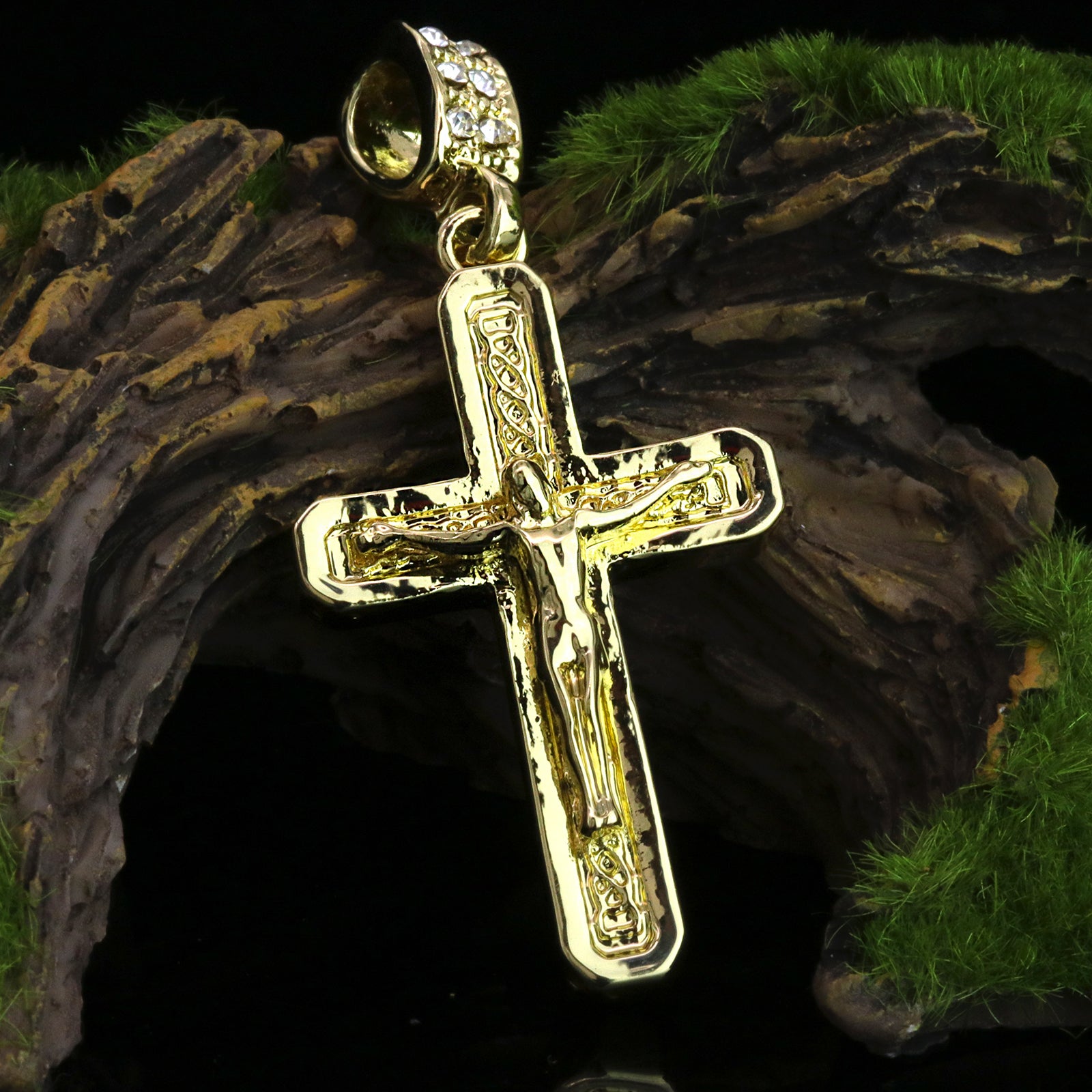 Jesus Pillar Cross Pendant 20" Figaro Chain Hip Hop Style 18k Gold Plated