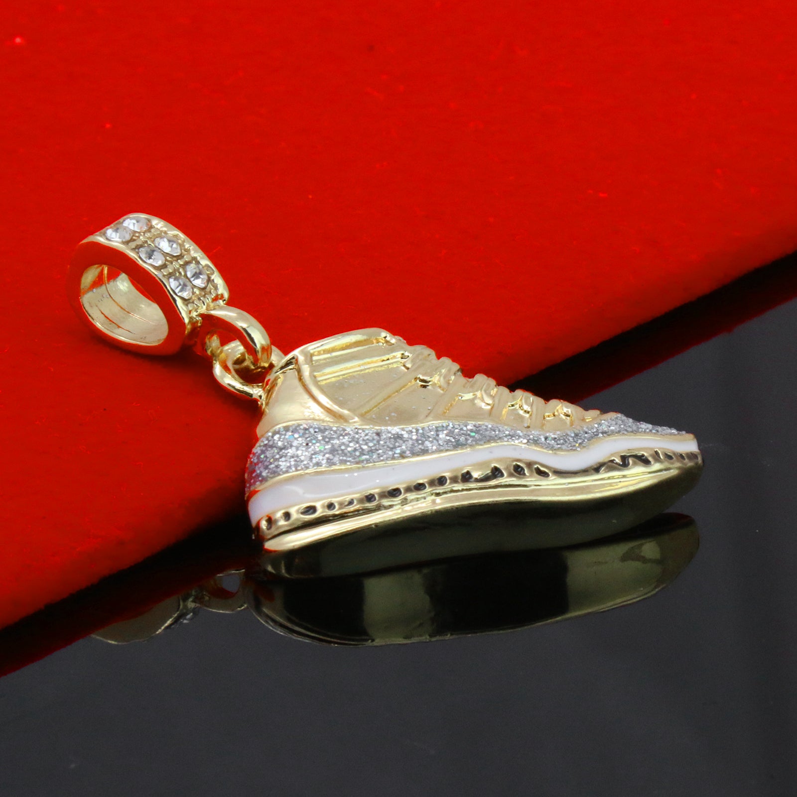 Retro "Cool Grey " Shoe 14k Gold Pendant 20" Inch 4mm Rope Choker Chain