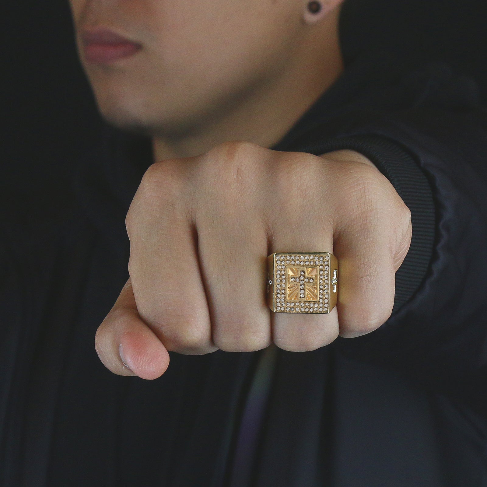 GOLD 3 CROSS