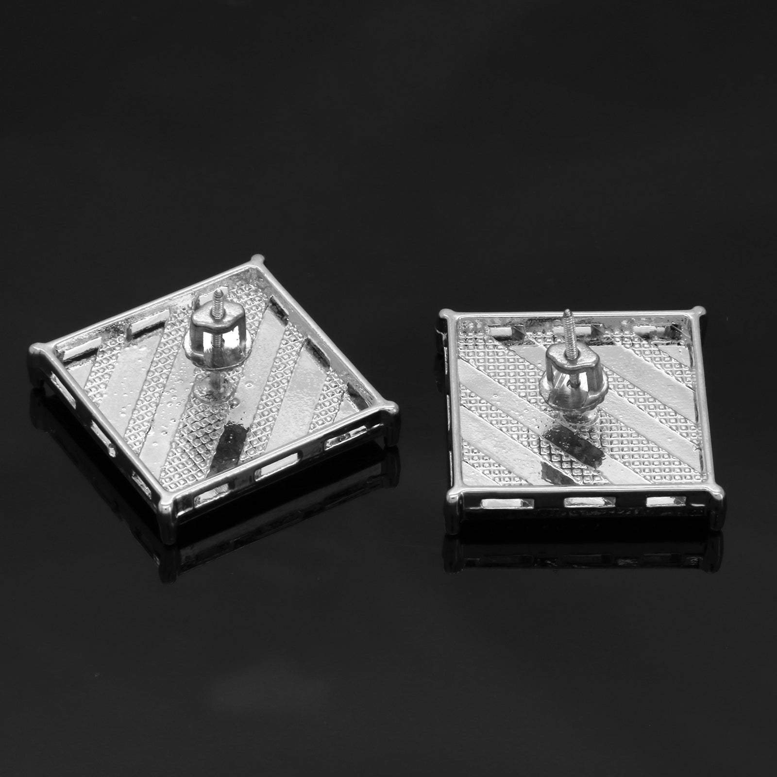 Screw Back Silver Cz 13 Row TC
