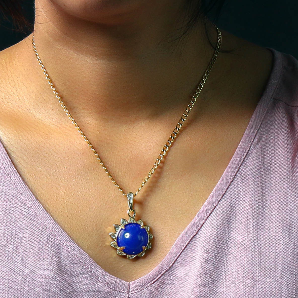 Blue Round Women's Jade Chain Pendant Necklace
