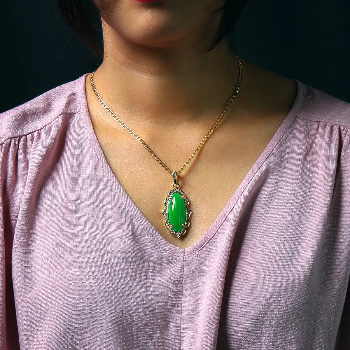 Green Oval Women's Jade Chain Pendant Necklace