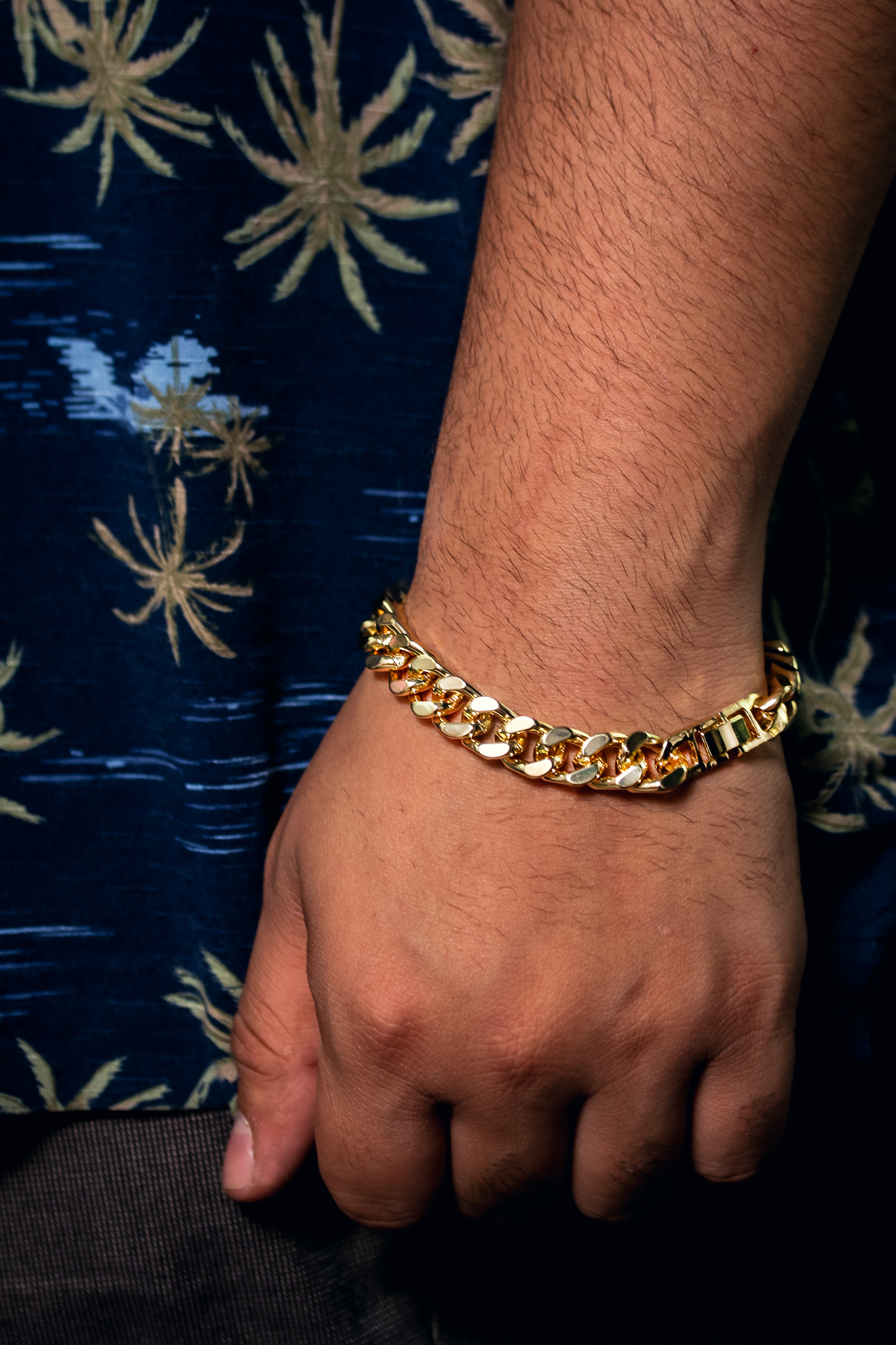 Men's Gold Plated Hip-Hop XL Cz Jesus Chapel Cuban Chain 10mm 30 & Bracelet 3pc Set