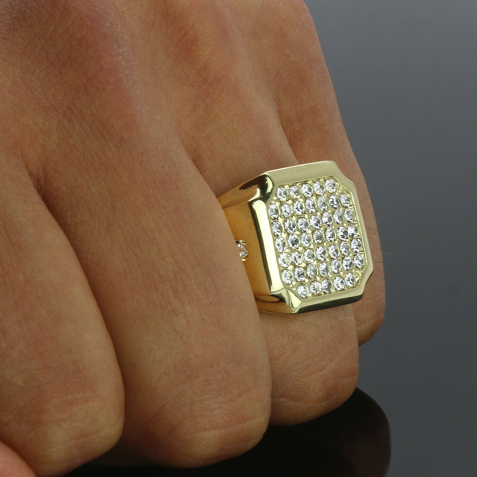 GOLD CURVE OCTAGON