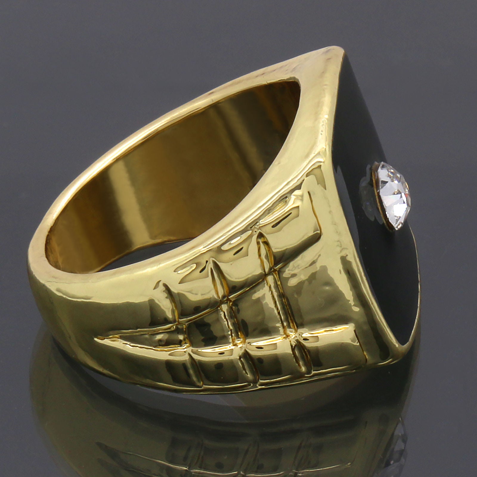 GOLD BLACK STONE MIDDLE