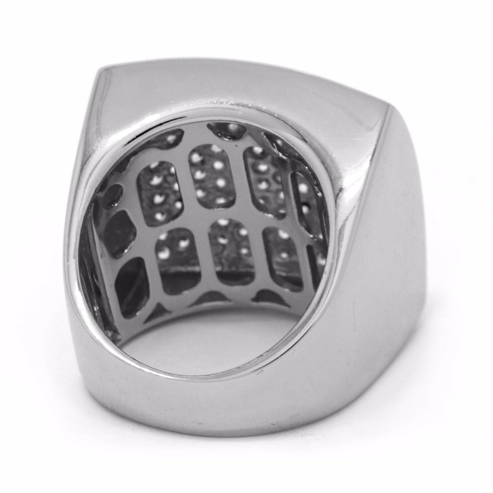 SILVER SQUARE DOME BOSS