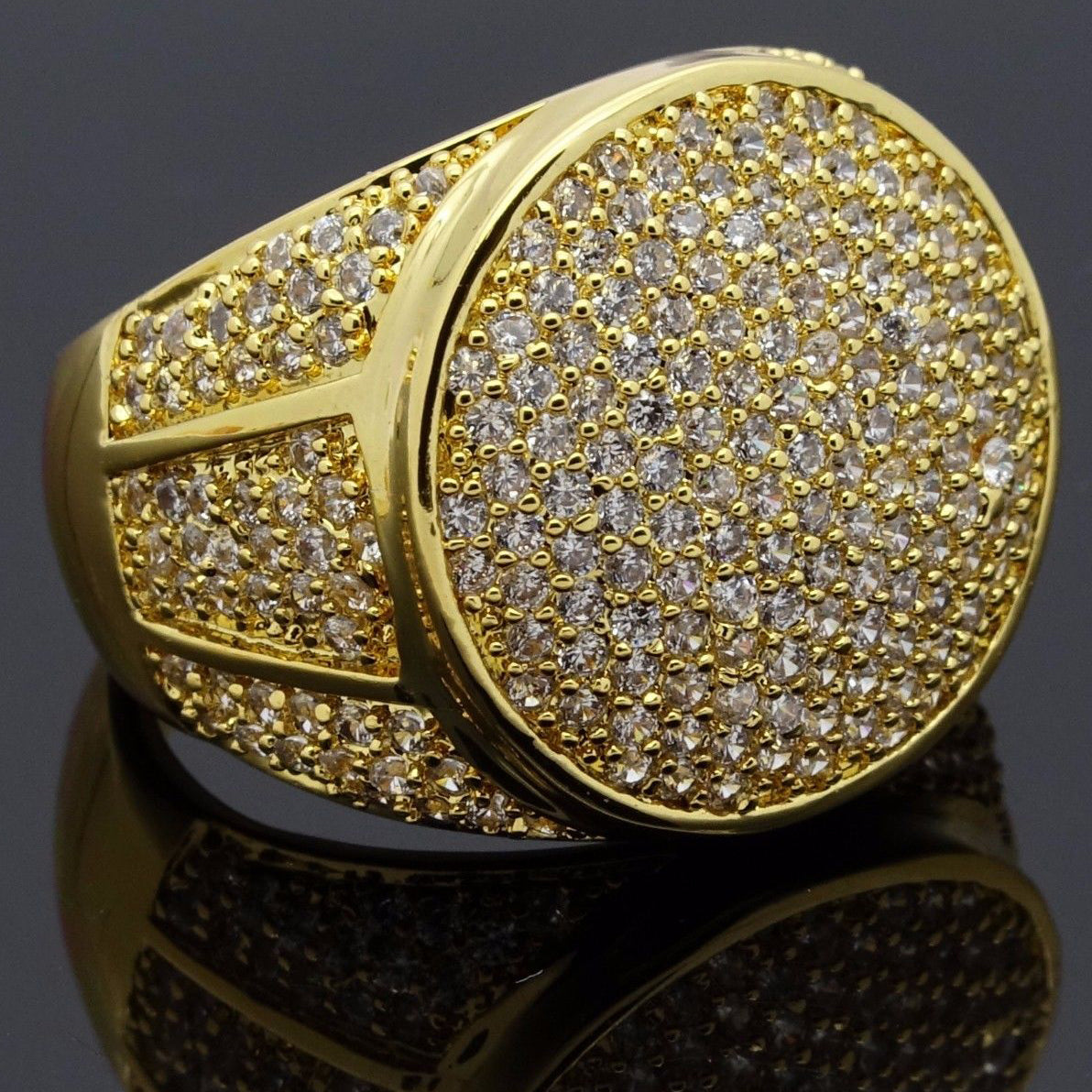 GOLD ROUND ICED OUT