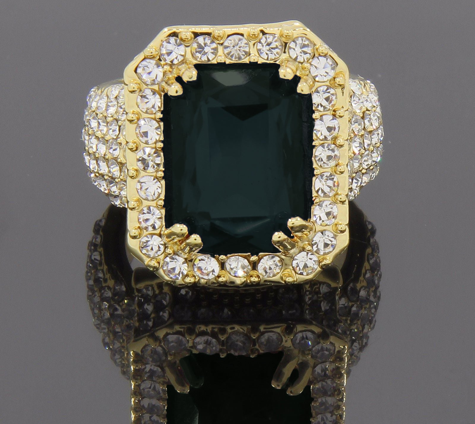 GOLD Black Ruby