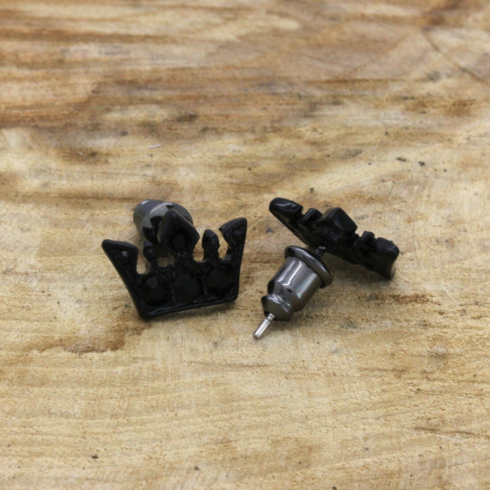 Cz Crown BLACK FILLED EARRINGS