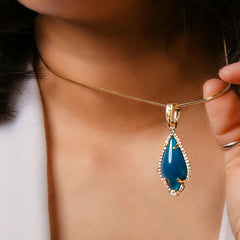Blue Women's Pendants 14K Gold Plated Lab Diamond Mounted Curved Tear Resin Jade High Fashion Jewelry Chain Pendant Necklaces