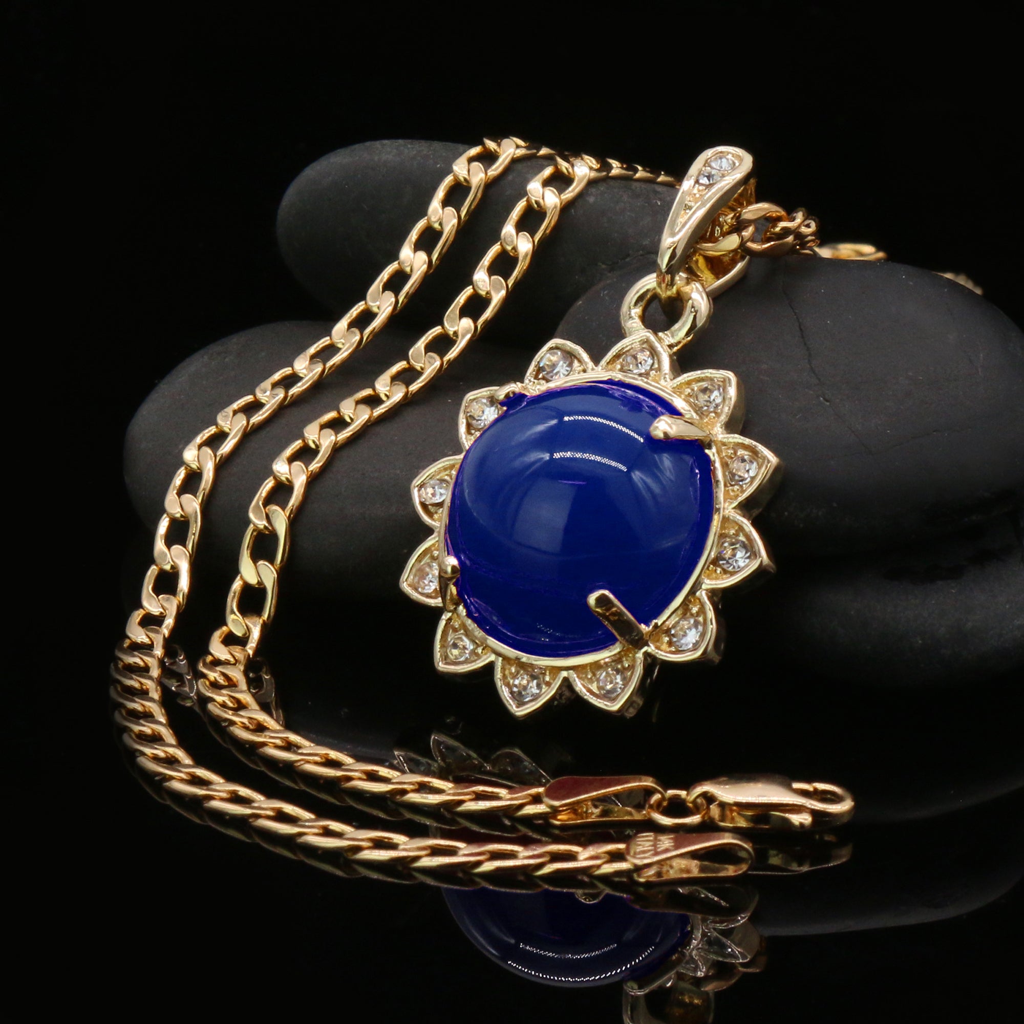Blue Round Women's Jade Chain Pendant Necklace
