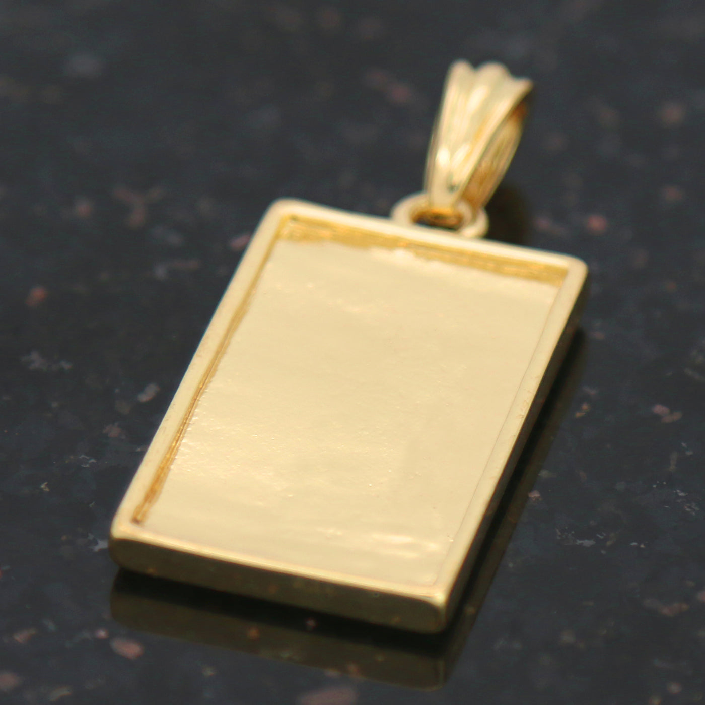 SUPREME Pendant with Gold Rope Chain