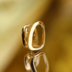 Single Tooth Hollow 18k Gold Plated