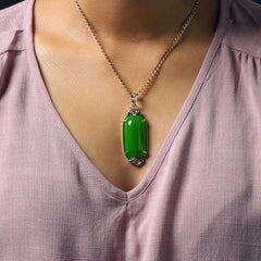 Green Cylinder Women's Jade Chain Pendant Necklace